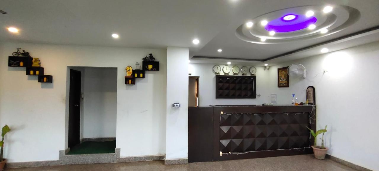 لومبيني Hotel Aloka Inn المظهر الخارجي الصورة